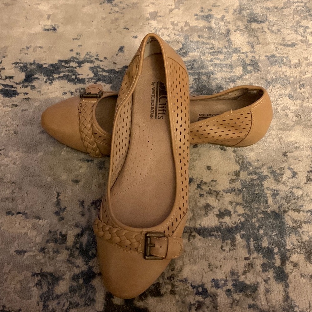 Cliffs by White Mountain flats size 7